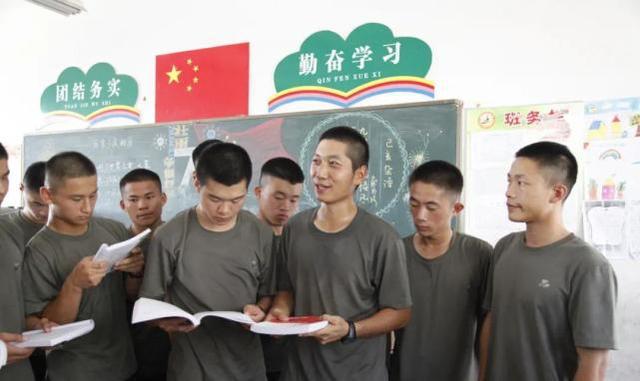 深度解析，為什么不建議報考國防科技大學，深度解析，報考國防科技大學的潛在考慮與權衡