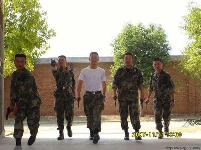 龍焱特種部隊(duì)大隊(duì)長，英勇無畏的領(lǐng)袖與傳奇戰(zhàn)士的典范，龍焱特種部隊(duì)大隊(duì)長，英勇無畏的領(lǐng)袖與戰(zhàn)士傳奇典范