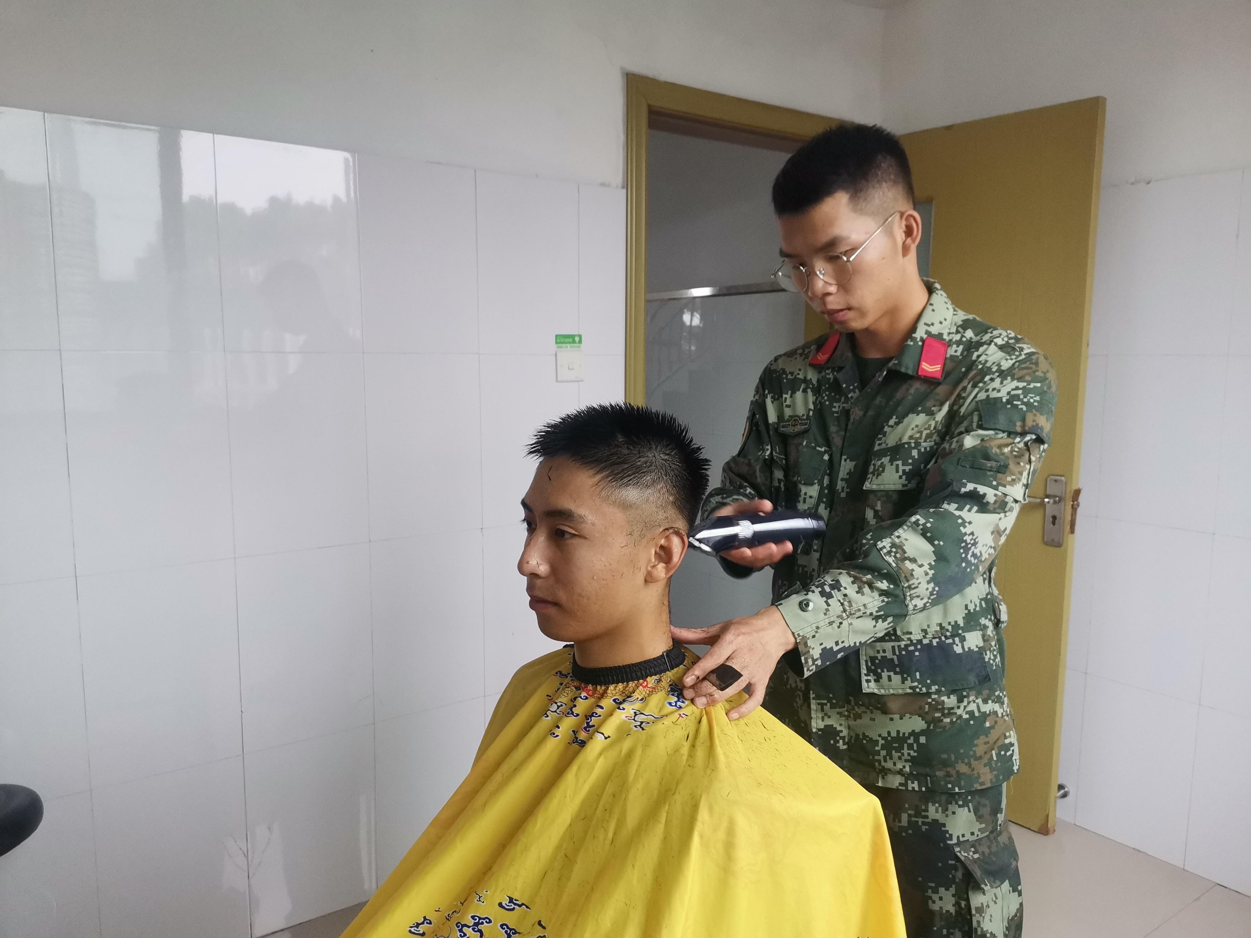 部隊生活，錘煉意志，塑造人生的獨特經(jīng)歷，部隊生活，錘煉意志，塑造人生非凡經(jīng)歷
