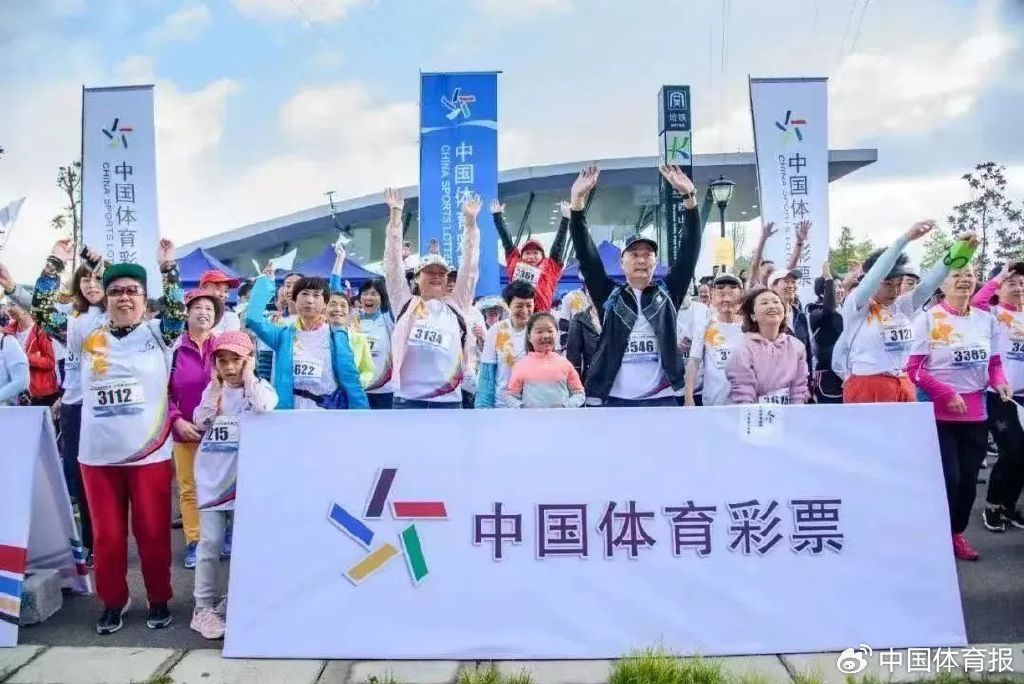 新澳門一碼一肖一特一中鳳凰體育彩票——探索彩票背后的秘密，新澳門彩票背后的秘密，一碼一肖一特一中與鳳凰體育彩票解析